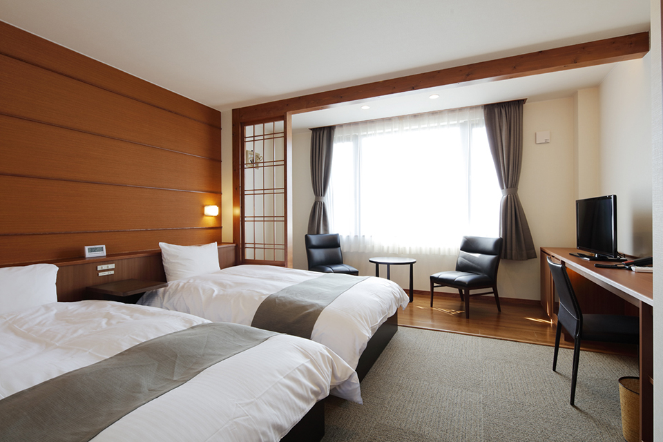 South-Hokkaido-Tour, Hotel-Emi, Hokadate, room