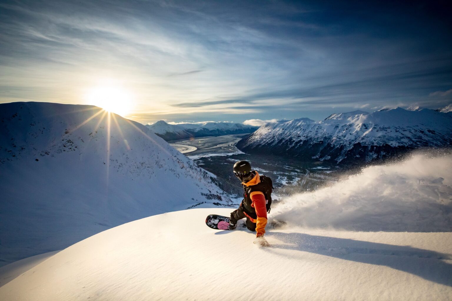 alyeska-resort_Snowboarder